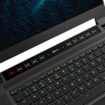 Corsair lancia il suo primo notebook da gaming, con touchbar ed esclusiva AMD 18