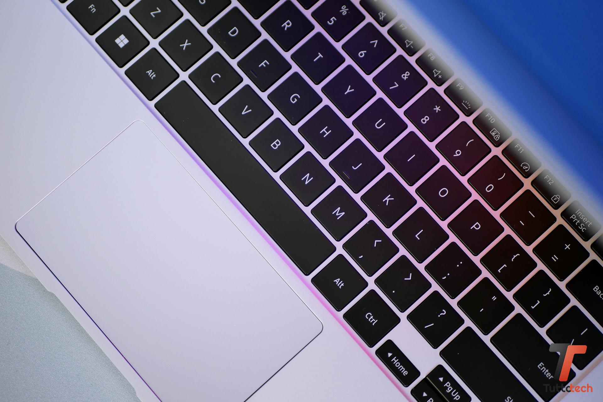 samsung galaxy book2 360 tastiera