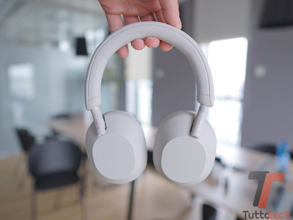 le cuffie Sony WH-1000XM5