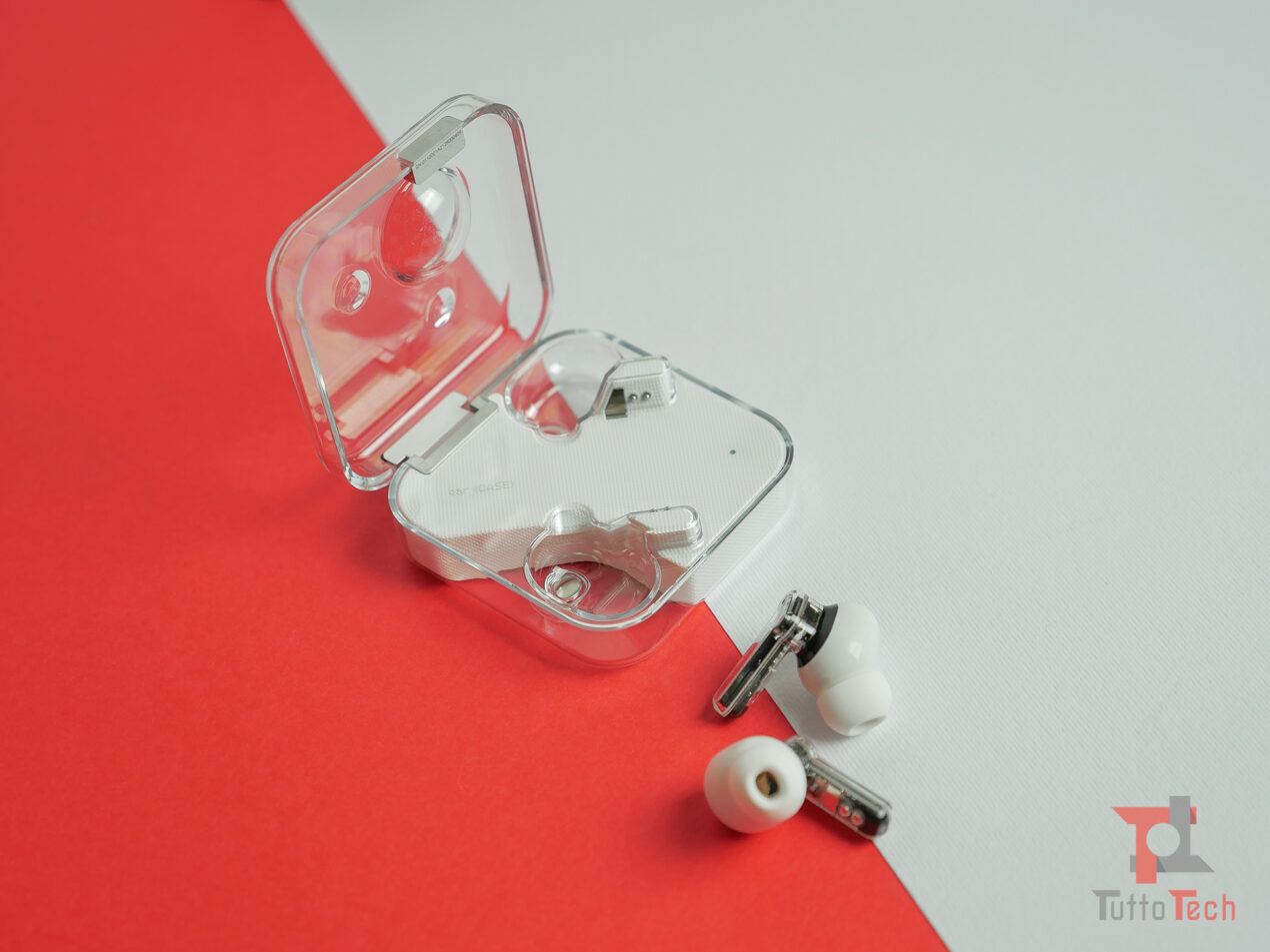 Bastano 80 euro per portarvi a casa queste ottime cuffie TWS su Amazon