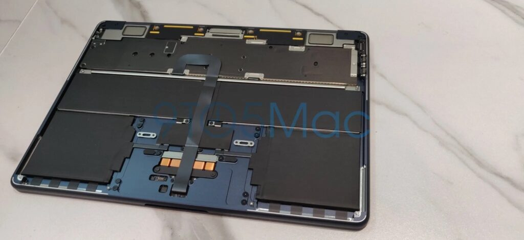 MacBook Air M2 foto interni leak 4
