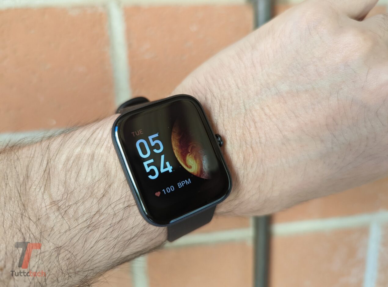 Amazfit Bip 3 Pro è una goduria al polso: la recensione