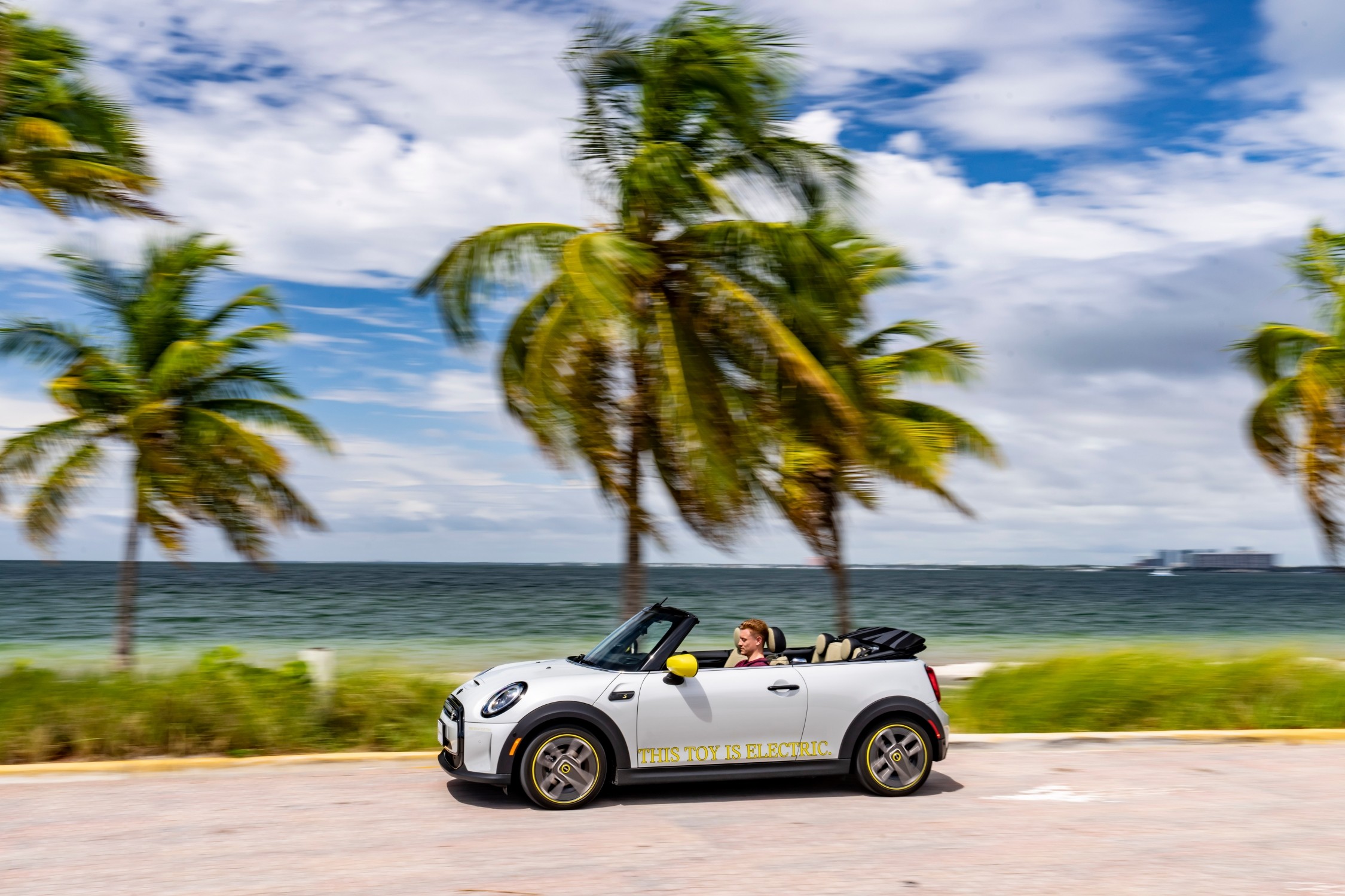 MINI Cooper SE cabrio