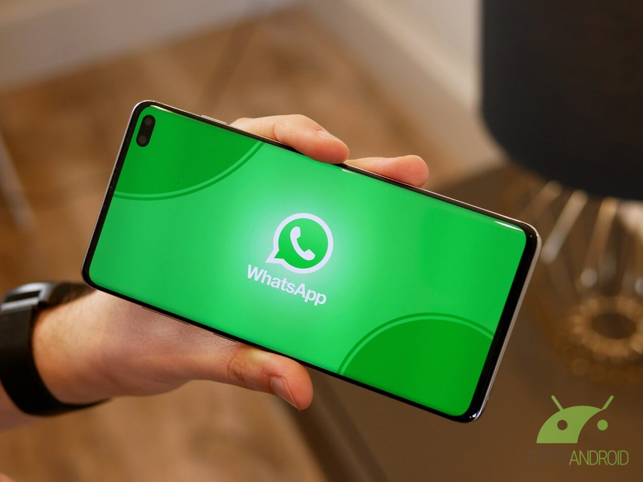 WhatsApp vuole introdurre le didascalie per i documenti