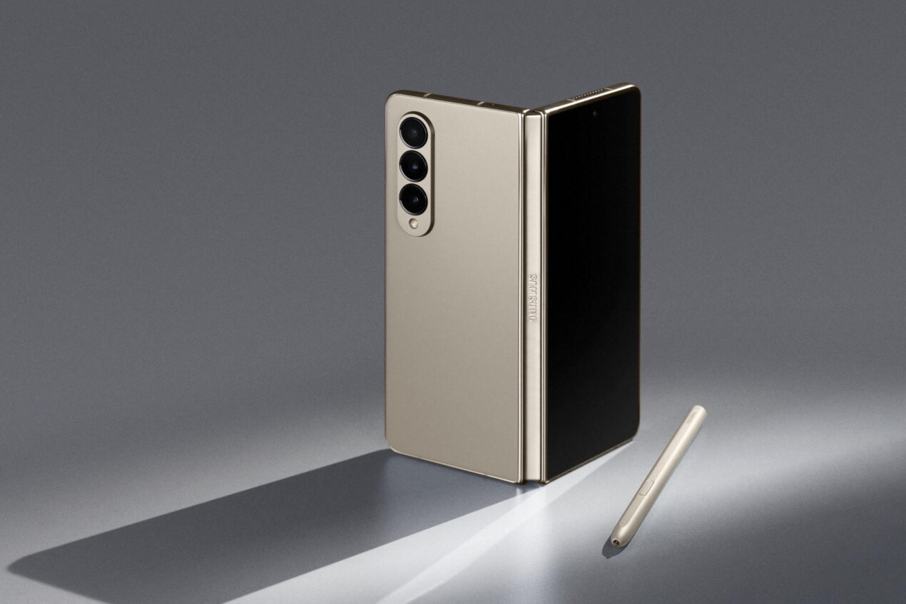 Samsung Galaxy Z Flip4 e Fold4: ecco la promo per il preordine tramite lo shop ufficiale