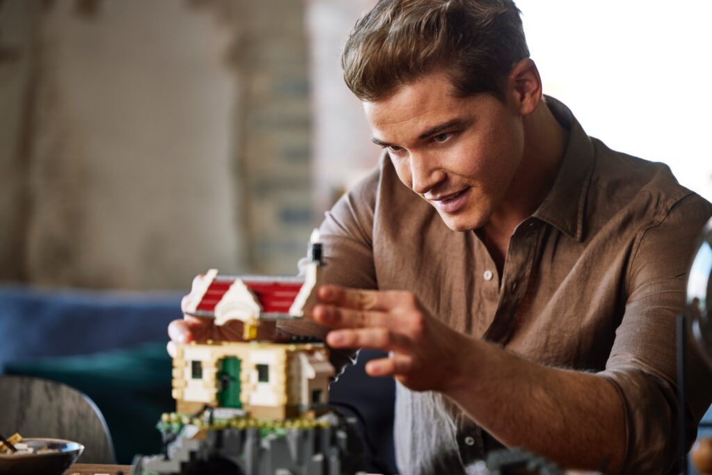 Faro motorizzato LEGO Ideas