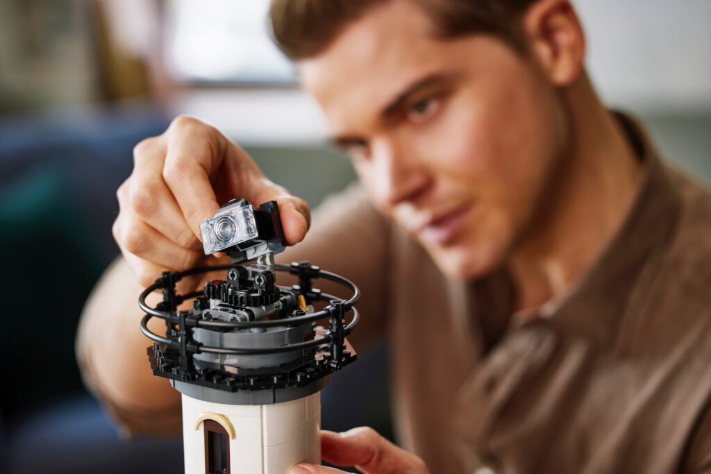 Faro motorizzato LEGO Ideas