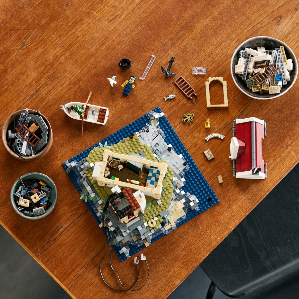 Faro motorizzato LEGO Ideas