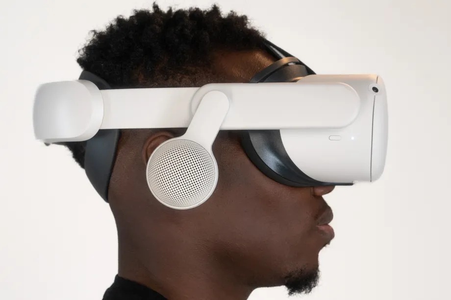 Chorus cuffie off ear Logitech