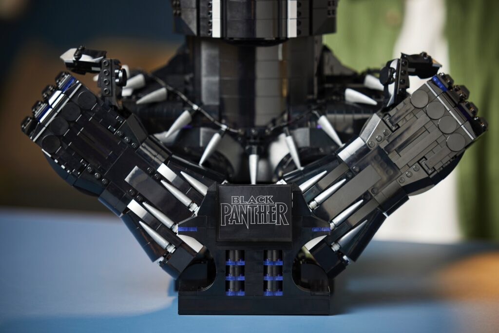 Black Panther LEGO Marvel: ecco il nuovo set a grandezza naturale 7