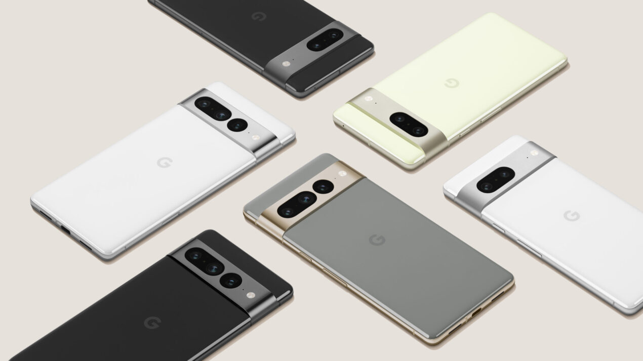Google considera l'Italia: Pixel 7 e Pixel 7 Pro arriveranno subito anche da noi