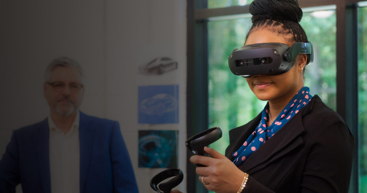 Lenovo ThinkReality VRX, ecco il visore per la realtà virtuale aziendale