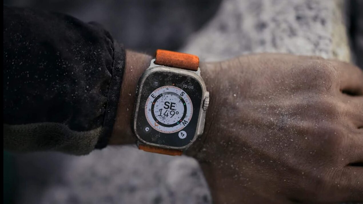 Apple Watch Ultra è perfetto per le attività estreme, ma occhio a non romperlo