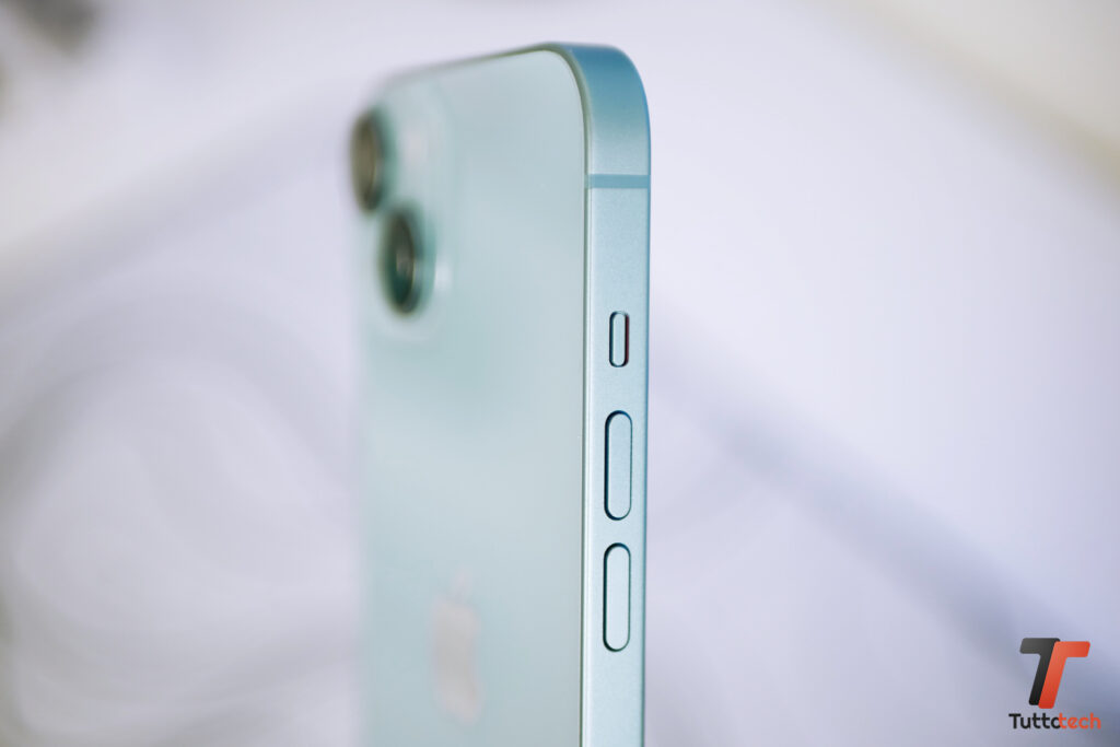 Addio tasti fisici su iPhone 15? Arrivano nuove conferme da un fornitore di Apple 1