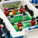 Pronti al calcio d'inizio? Ecco Calcio Balilla LEGO Ideas 6