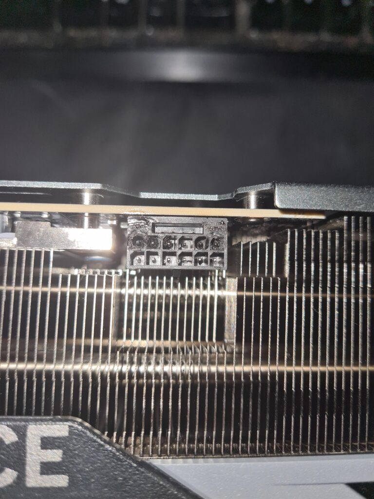 GeForce RTX 4090 conettore fuso