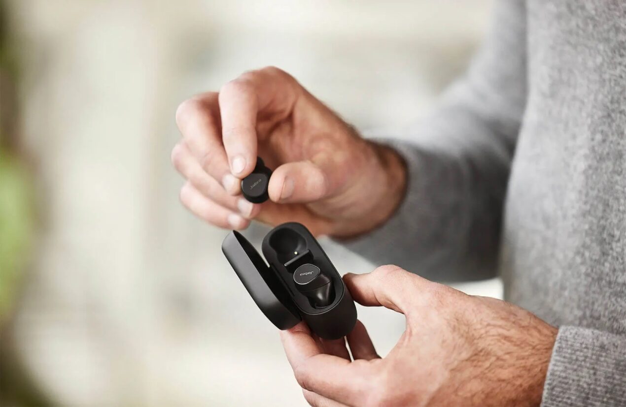 Jabra presenta le cuffie true wireless Evolve2 Buds, professionali e tascabili