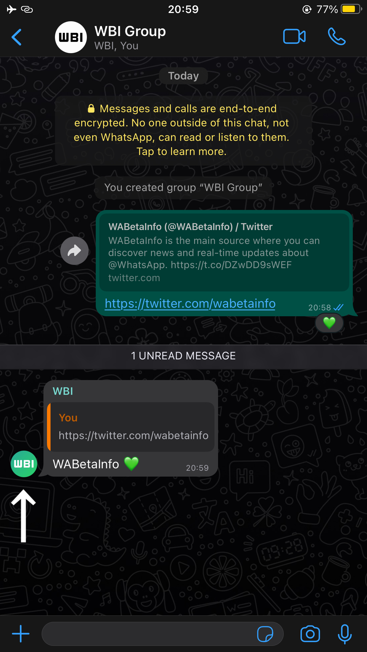 WhatsApp beta iOS icone accanto messaggi chat gruppo