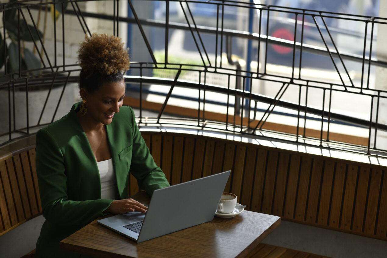 Acer presenta Swift Edge, il notebook da 16" più leggero al mondo