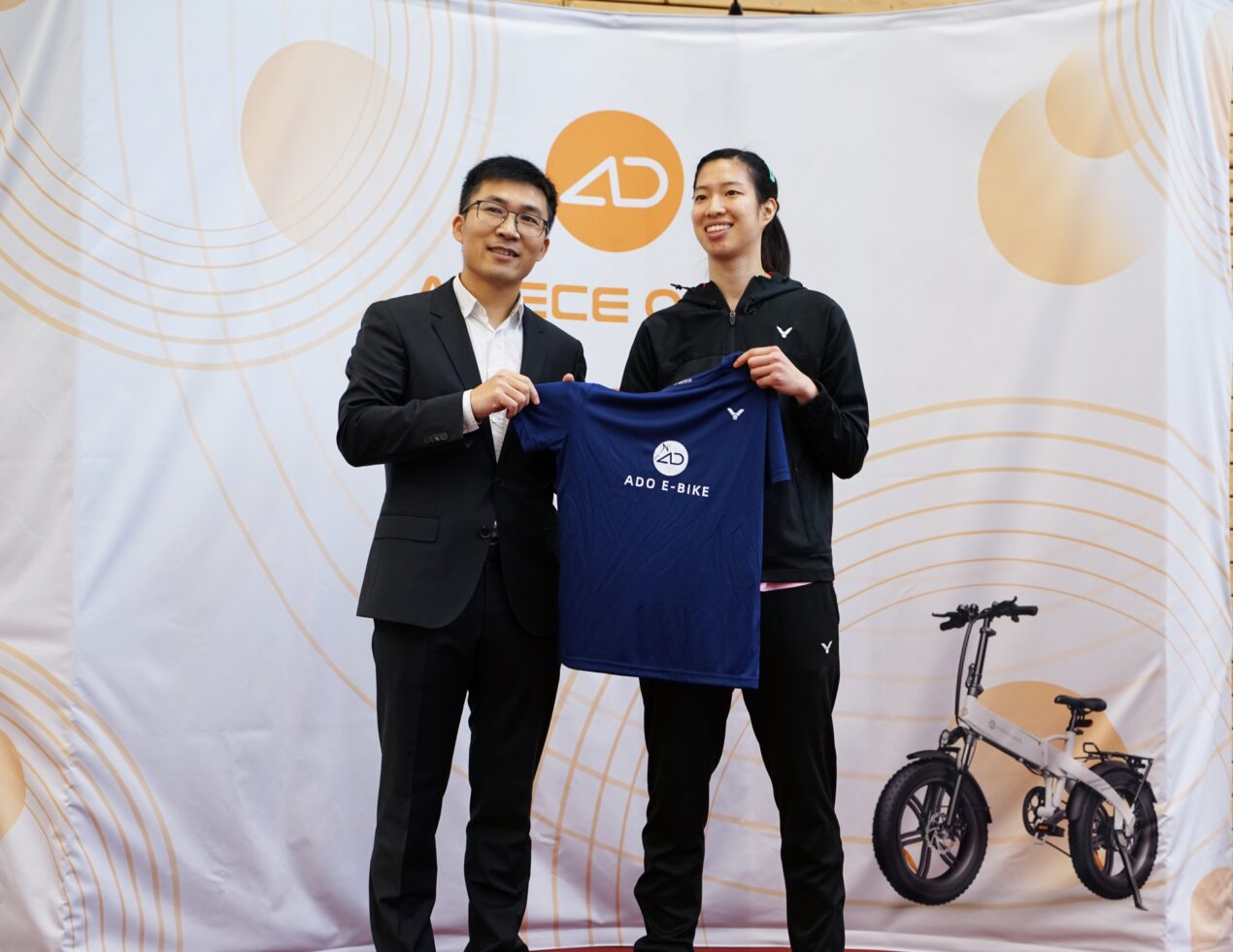 ADO E-Bike presenta la sua nuova ambasciatrice globale, Yvonne Li