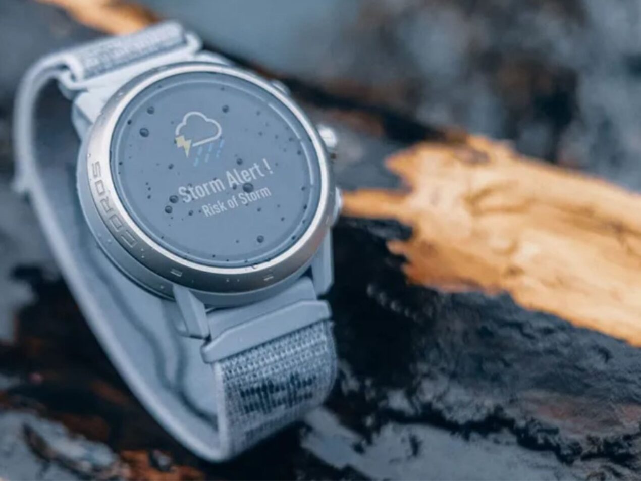 COROS APEX 2 e APEX 2 Pro sono ufficiali, sportwatch curati e ricchi di funzioni