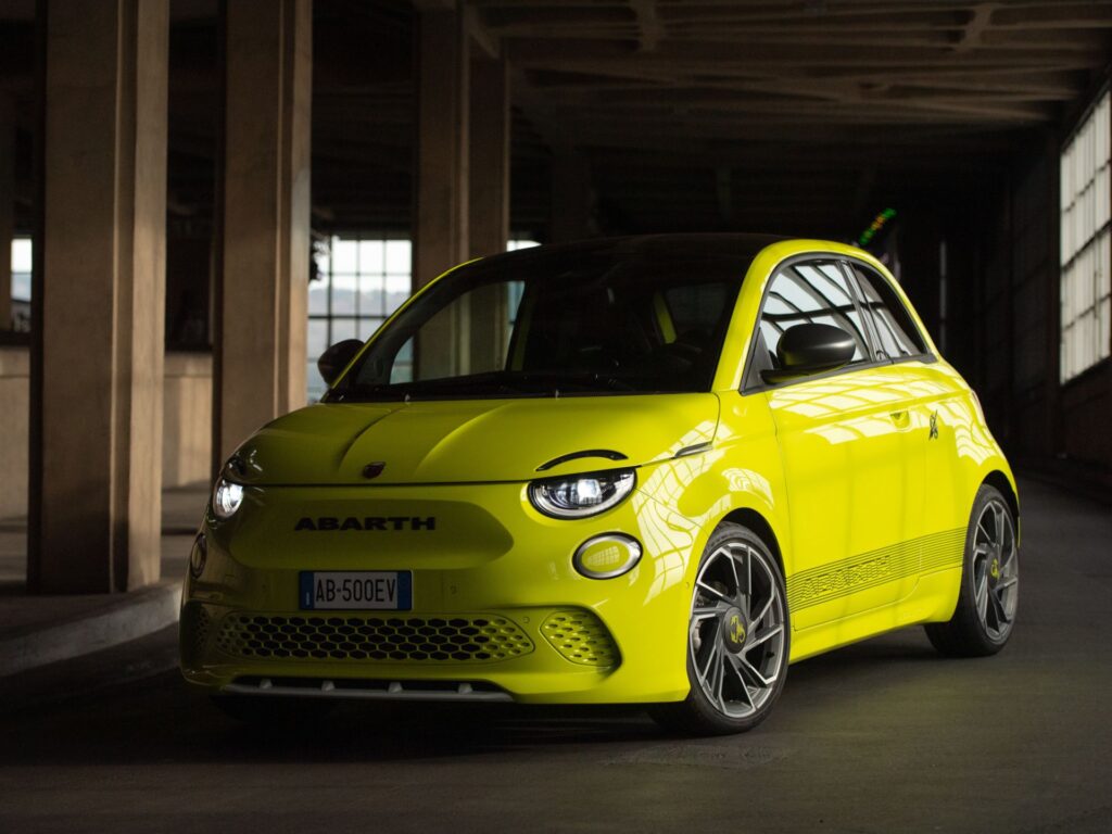 Nuova Abarth 500e