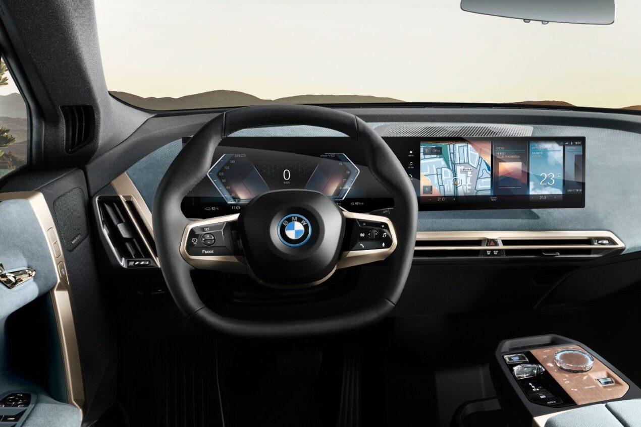 BMW vuole usare gli smartphone Android con UWB come chiave delle proprie auto