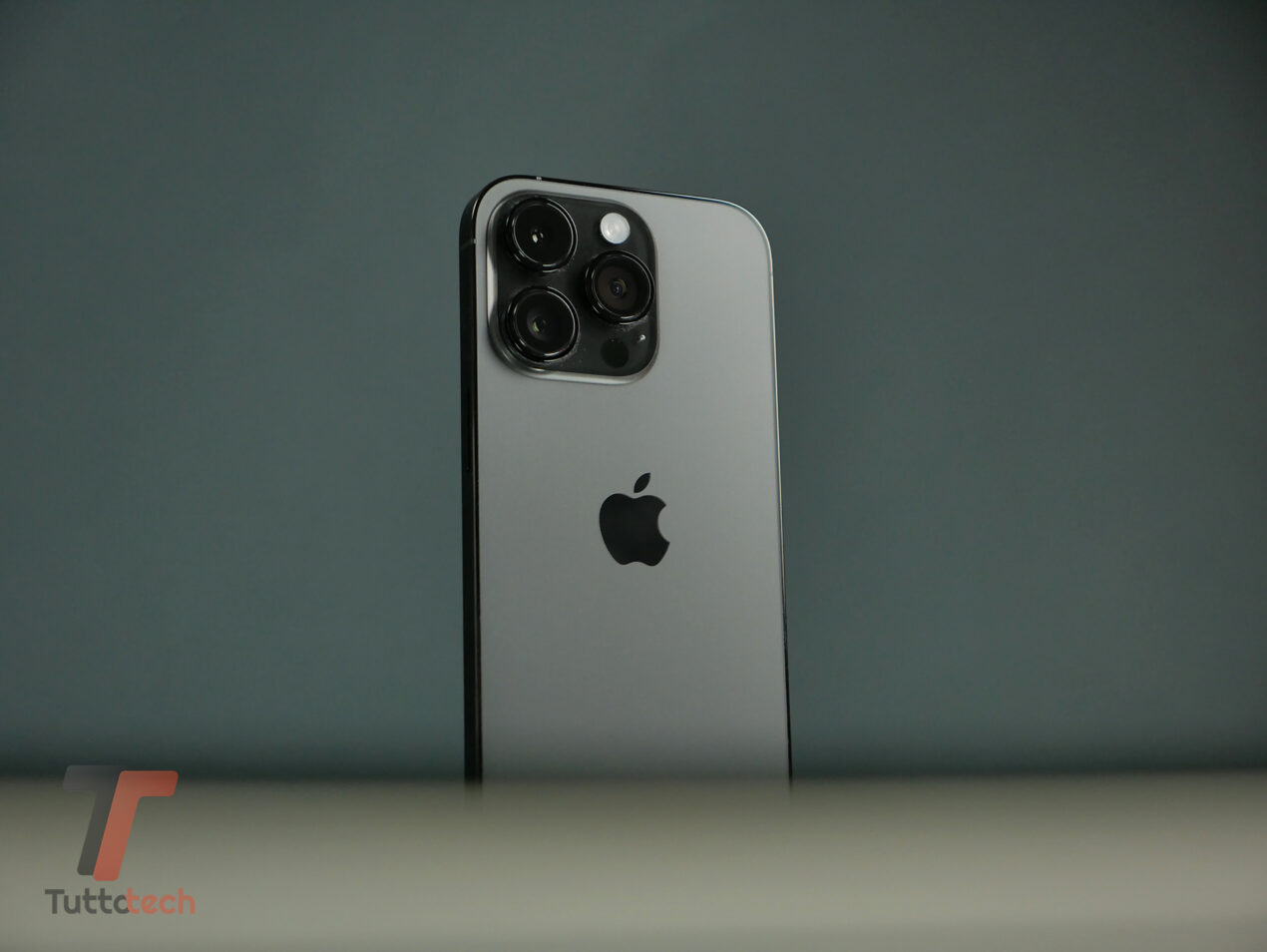 Apple potrebbe lanciare l'abbonamento per iPhone tra non molto