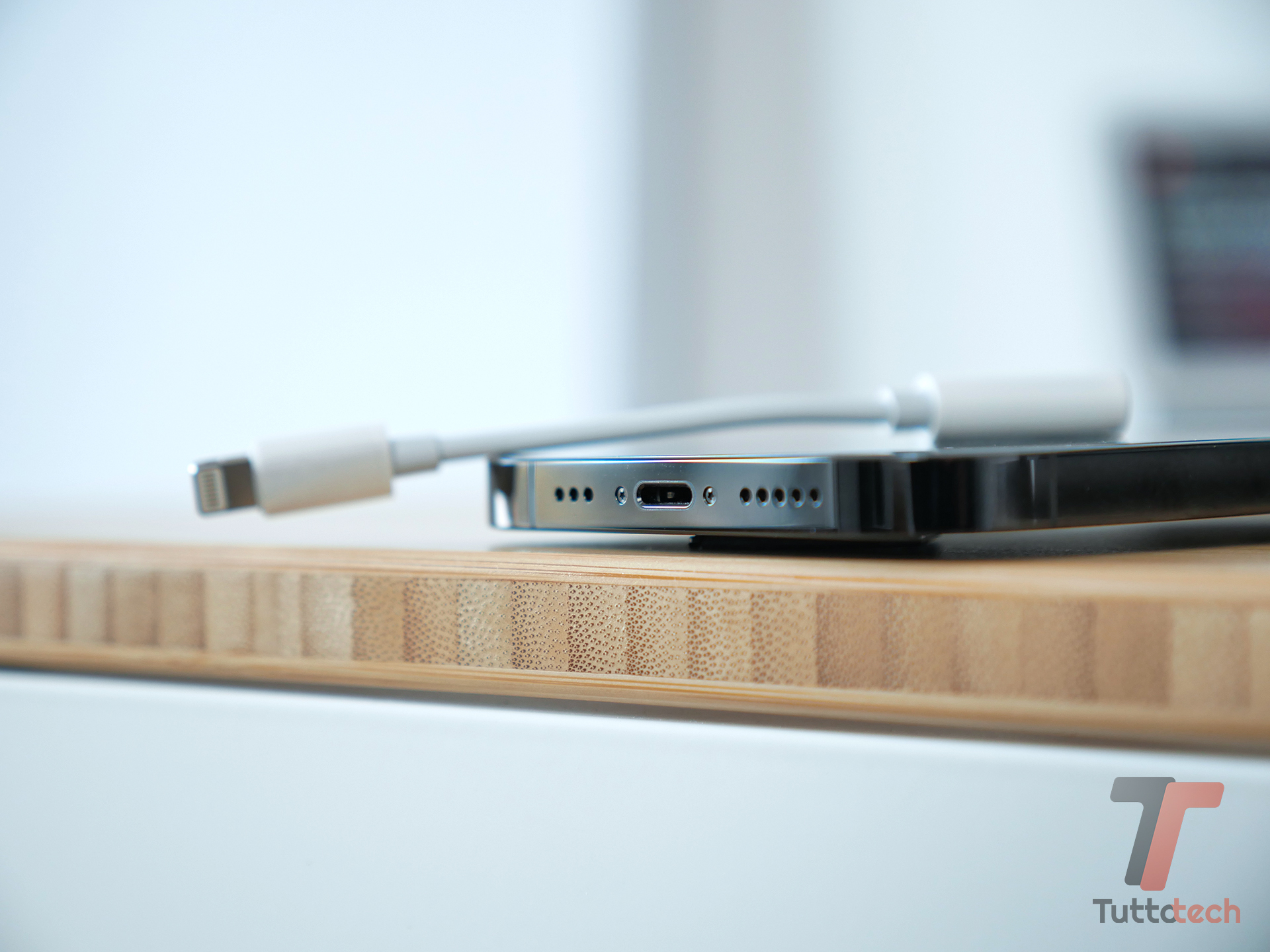 Porta Lightning su iPhone