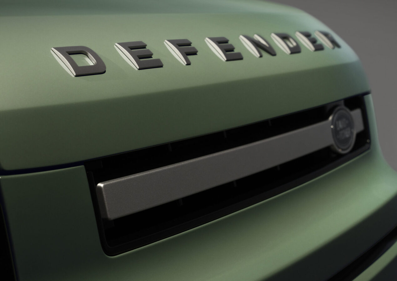 La Land Rover Defender elettrica punterà tanto sull'autonomia (rumor)