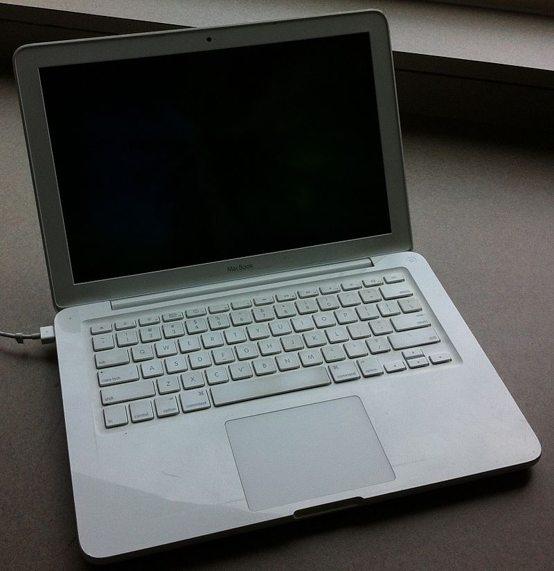 Uno dei primi MacBook di Apple