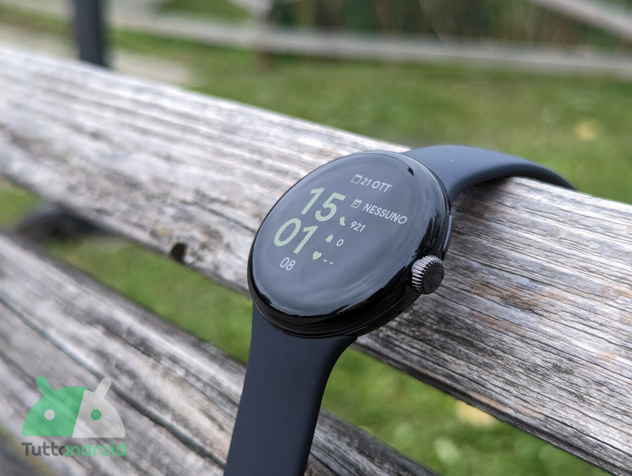 Come forzare l’aggiornamento su Pixel Watch, che sta ricevendo due nuovi tile