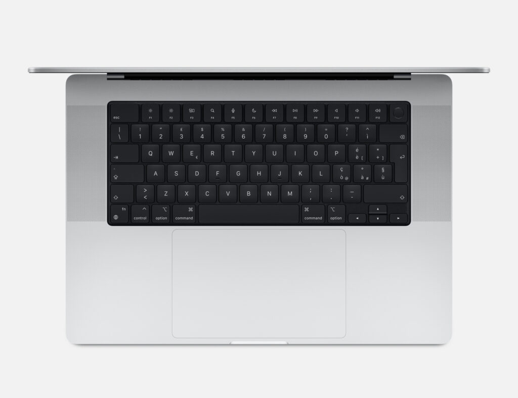 Apple MacBook Pro 16 M2 in colorazione argento
