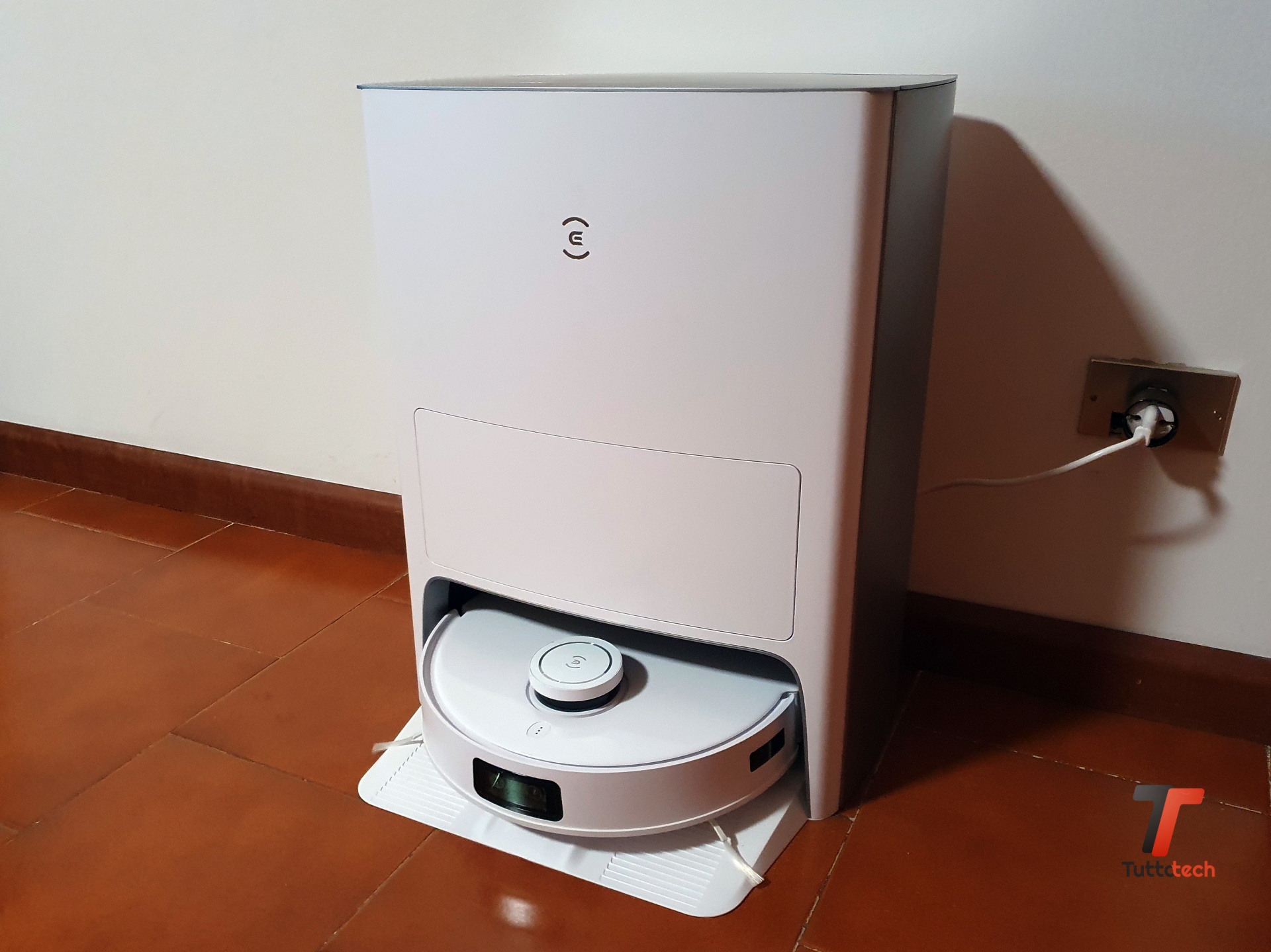 ECOVACS DEEBOT X1E OMNI