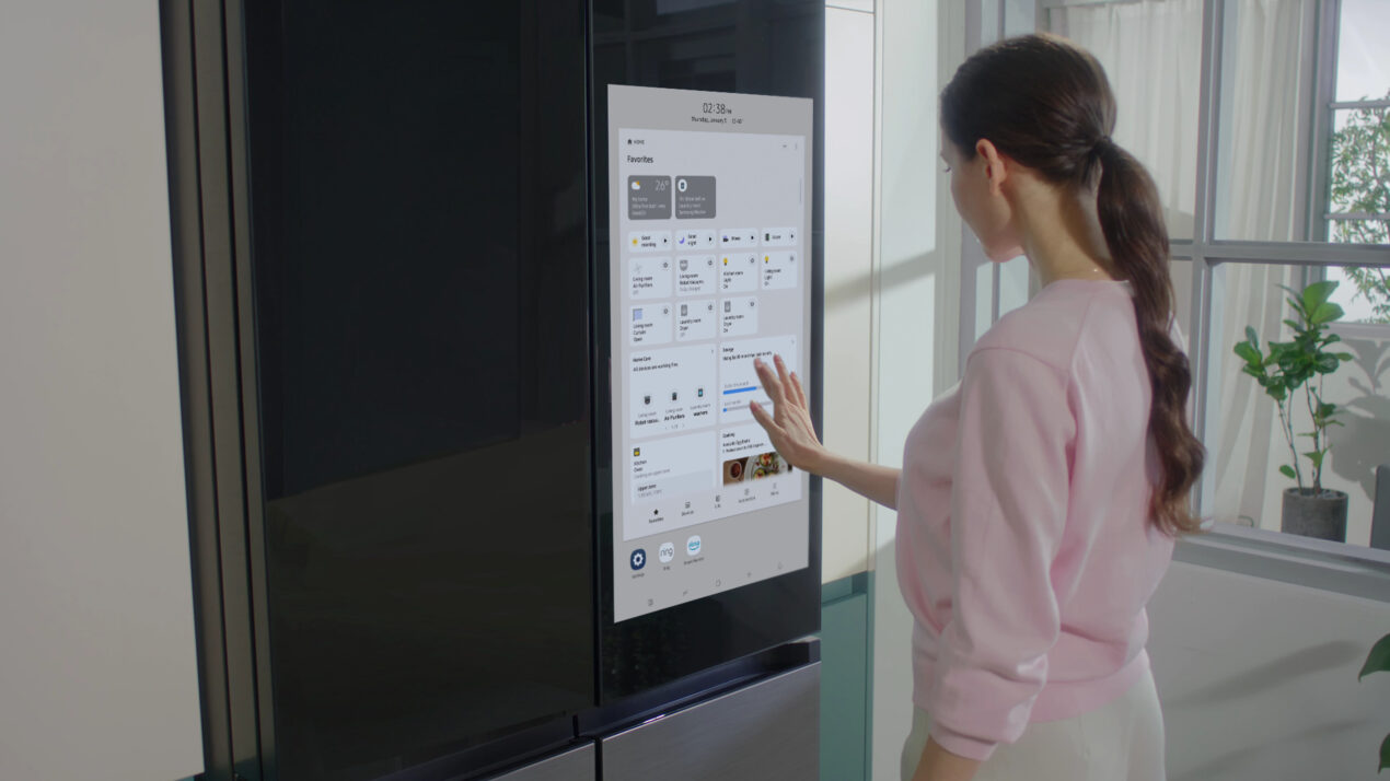 La cucina smart di Samsung al CES 2023: frigoriferi BESPOKE Infinite Line e altro