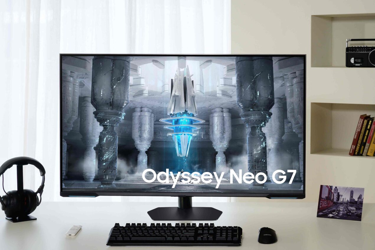 Samsung lancia Odyssey Neo G7, monitor Mini LED da 43 pollici per il gaming
