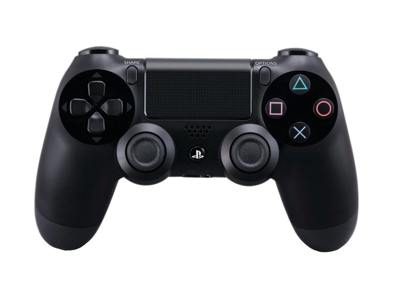 Completo ed economico, questo joypad per PlayStation e PC è da prendere al volo