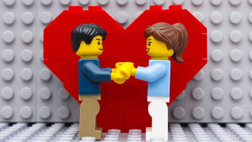 A corto di idee per San Valentino? LEGO offre un sacco di opportunità  fantastiche