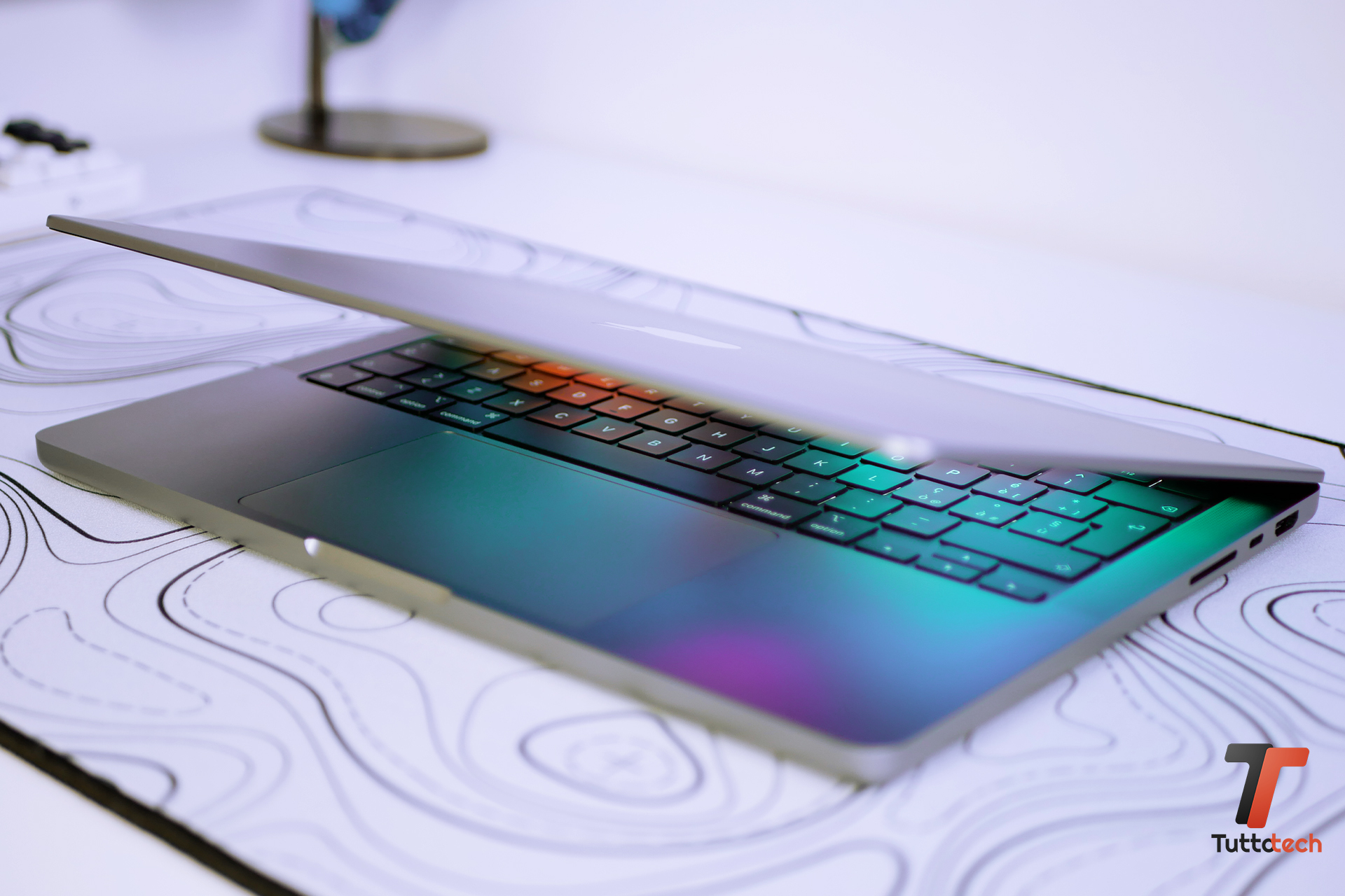 Recensione Apple MacBook Pro 14" M2 Pro: pochi cambiamenti, grandi risultati 2