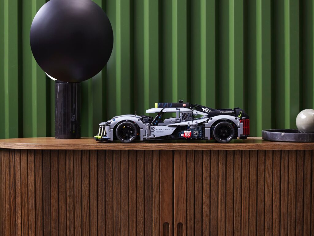 LEGO® TECHNIC™ PEUGEOT 9X8