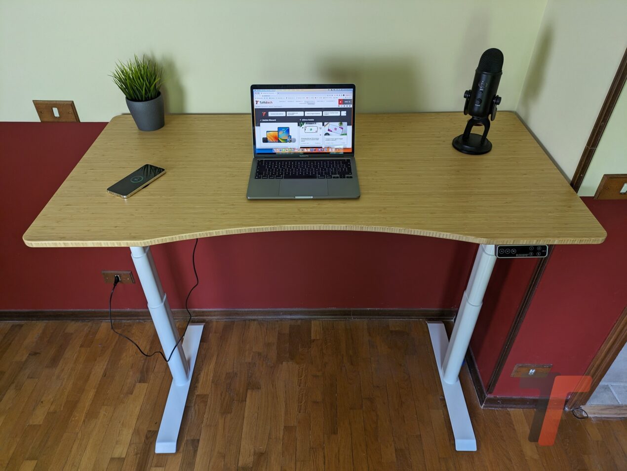 Rinnovate la stanza in un attimo con le offerte FlexiSpot del Black Friday