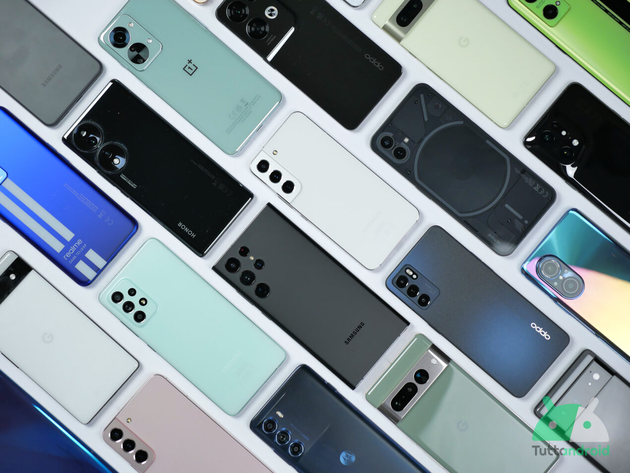 Ecco i 15 smartphone top di gamma più venduti del primo trimestre