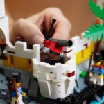 Pronti all'arrembaggio con il nuovo set LEGO Icons La Fortezza di Eldorado 5