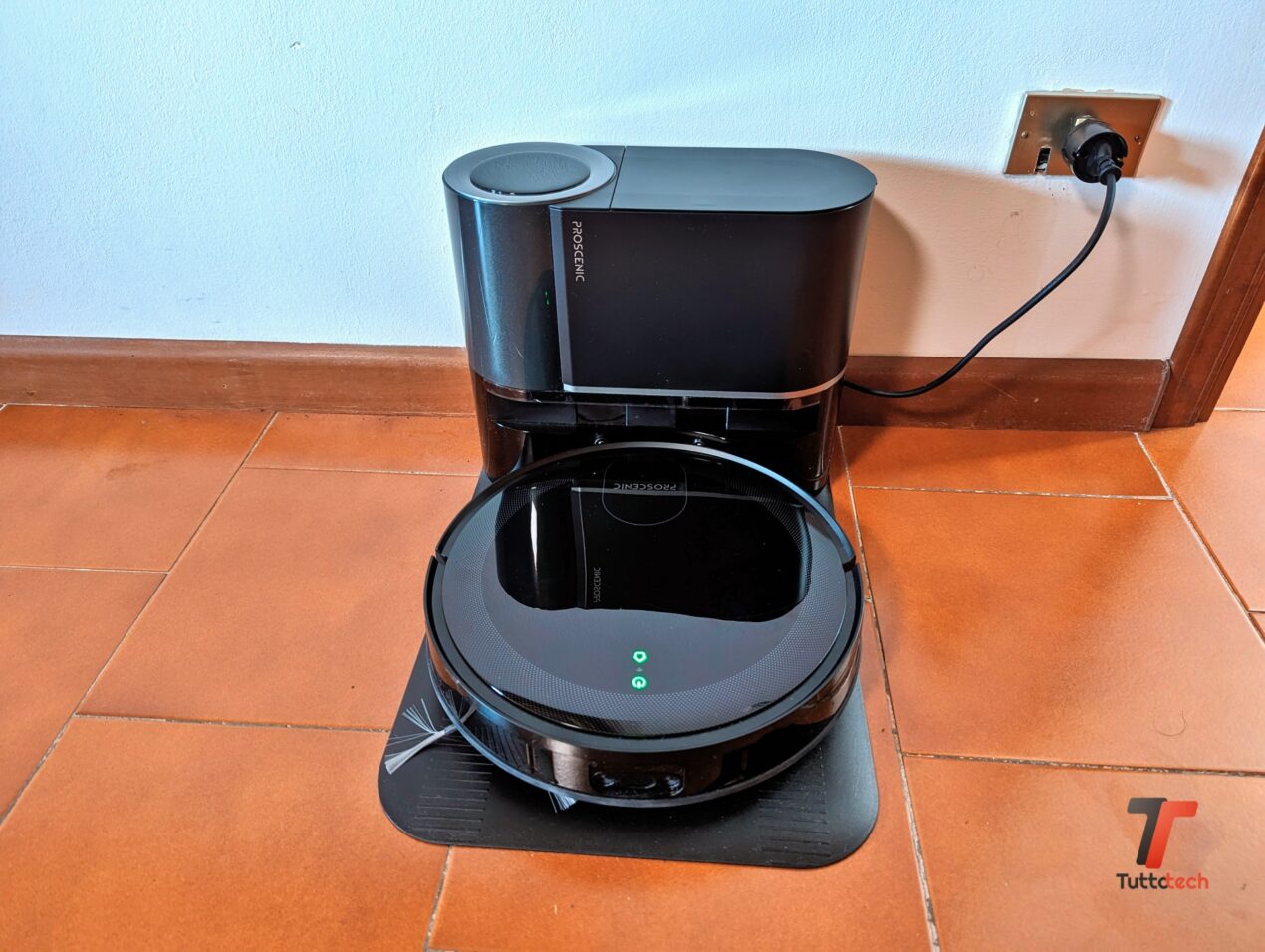 Recensione Proscenic Floobot X1, il robot ideale per i più pigri
