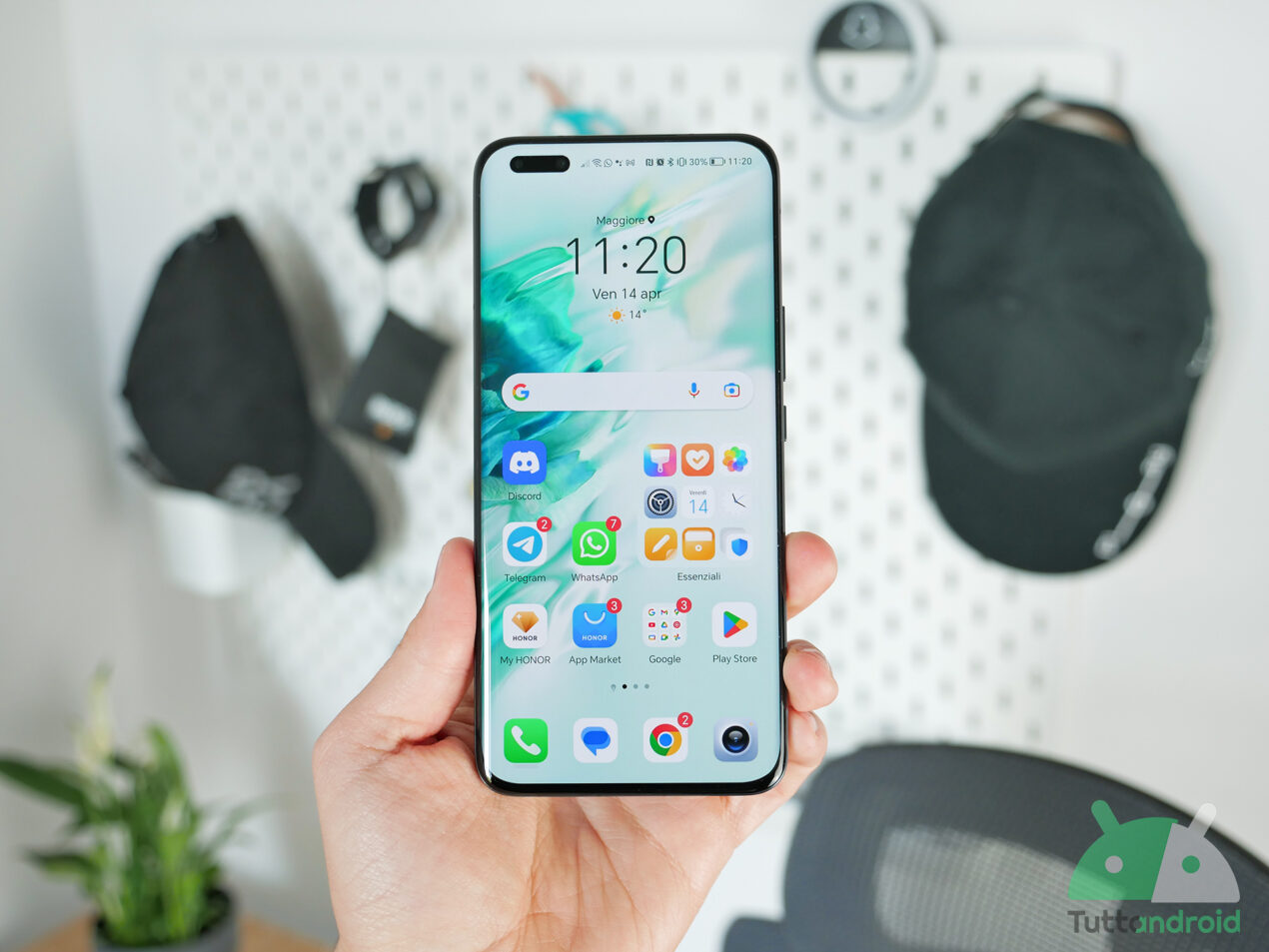 Pochi smartphone ce l'hanno ma la salute ringrazia: cos'è il PWM Dimming ad alta frequenza