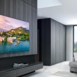 Samsung esagera e lancia in Italia l'enorme TV QLED Q80C da 98 pollici 1