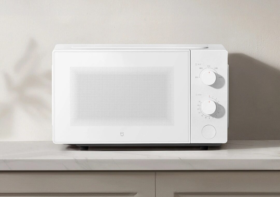 Xiaomi lancia un forno a microonde da 20 litri efficiente, pratico ed  economico
