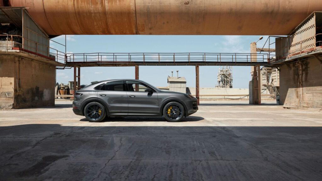Porsche Cayenne Turbo E-Hybrid Coupé