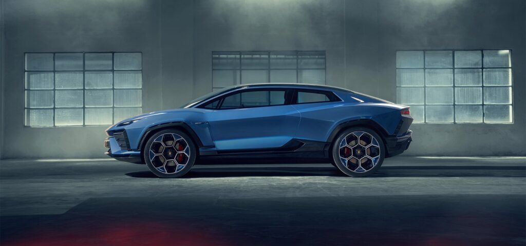 Lamborghini presenta Lanzador, la spaziale concept car elettrica del futuro 7
