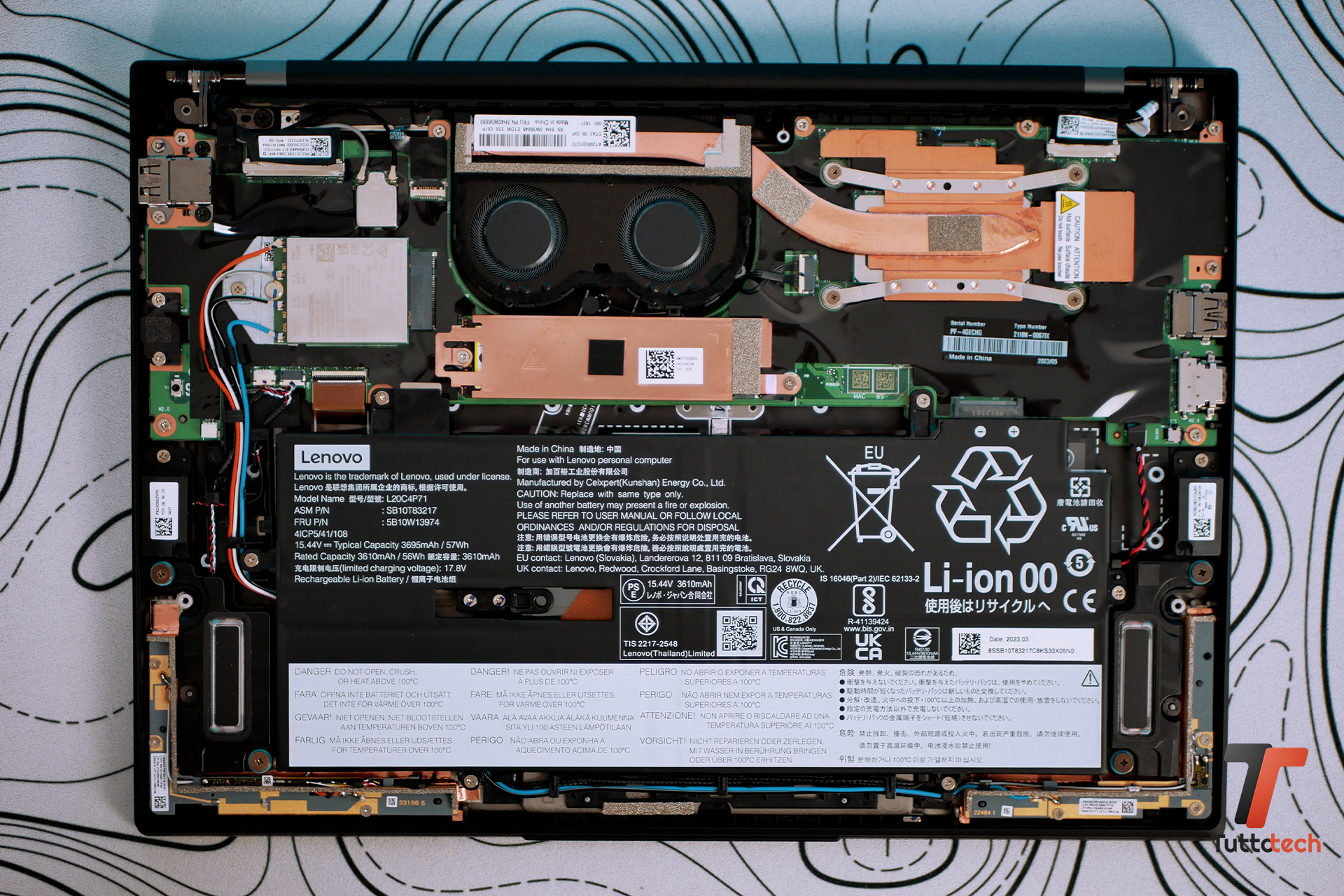 Lenovo ThinkPad X1 Carbon Gen 11 interno
